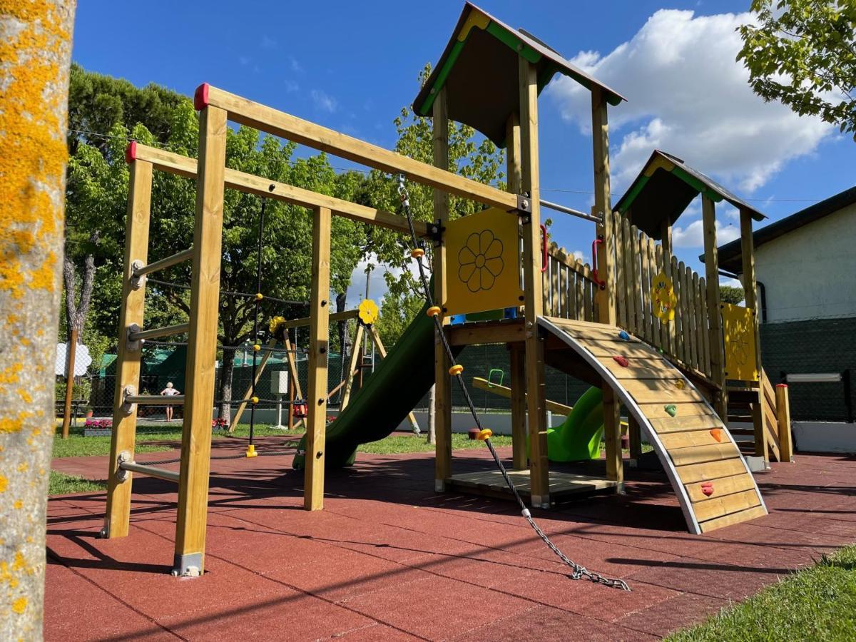 Camping Apuano Marina di Massa Exteriér fotografie